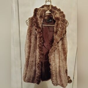 Fur brown vest, medium, no pockets